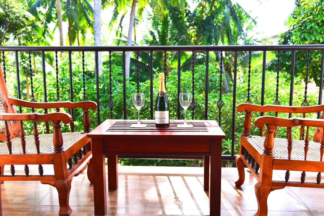 Little Villa Hotel Wadduwa Exterior photo